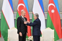 Award ceremony for Presidents of Azerbaijan and Uzbekistan held in Tashkent-VIDEO 