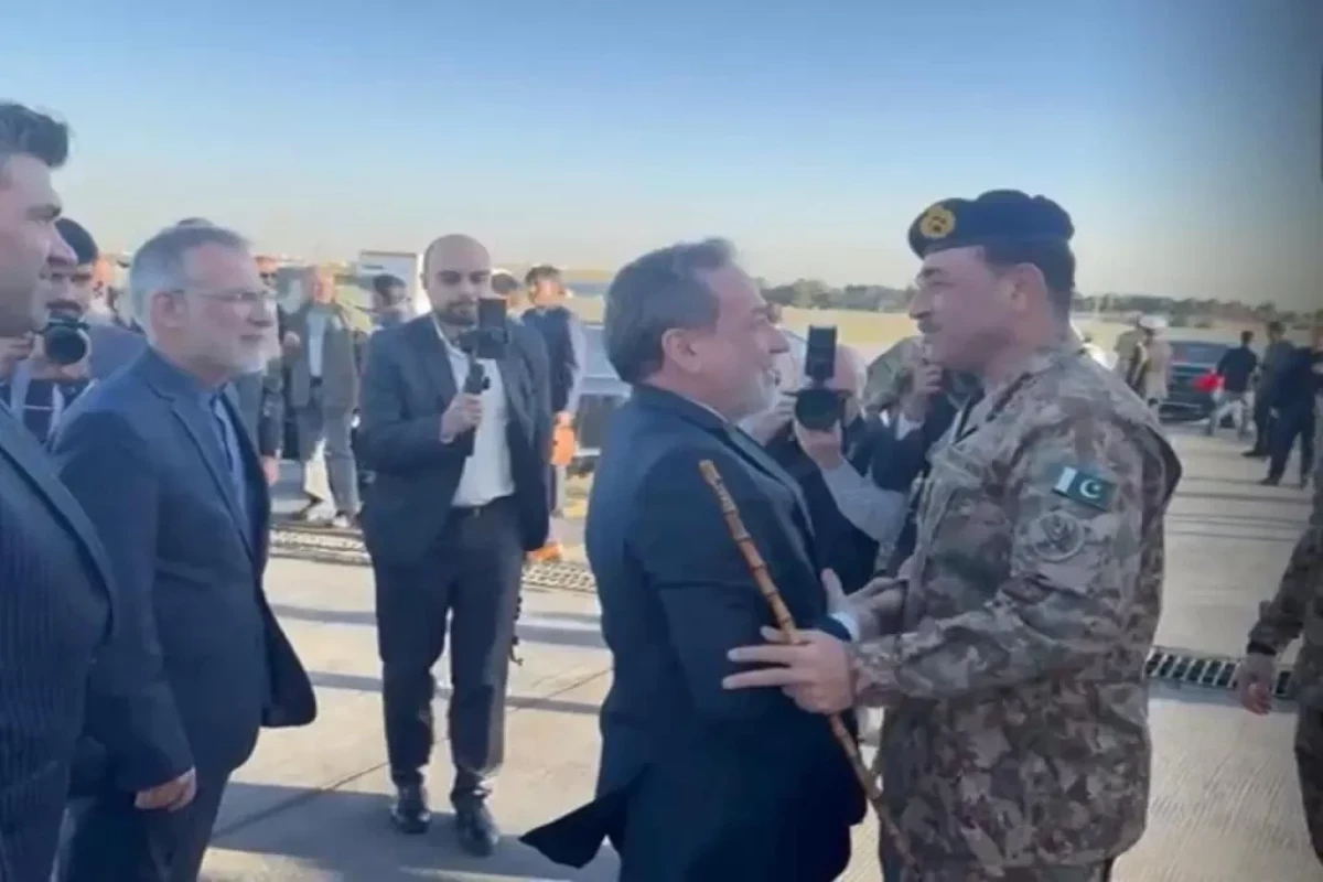 Asim Munir visits Tehran