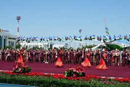 President Ilham Aliyev and First Lady Mehriban Aliyeva arrived in Bukhara from Tashkent - VIDEO 