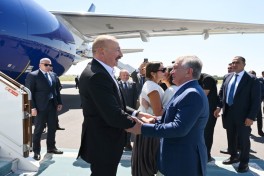President Ilham Aliyev and First Lady Mehriban Aliyeva arrived in Bukhara from Tashkent - VIDEO 