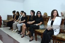 President Ilham Aliyev and Mehriban Aliyeva send wreath to People’s Artist Tofig Bakikhanov’s farewell ceremony - PHOTO 
