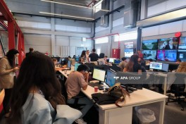 Azerbaijani journalists familiarize themselves with activities of Israel’s Channel 12