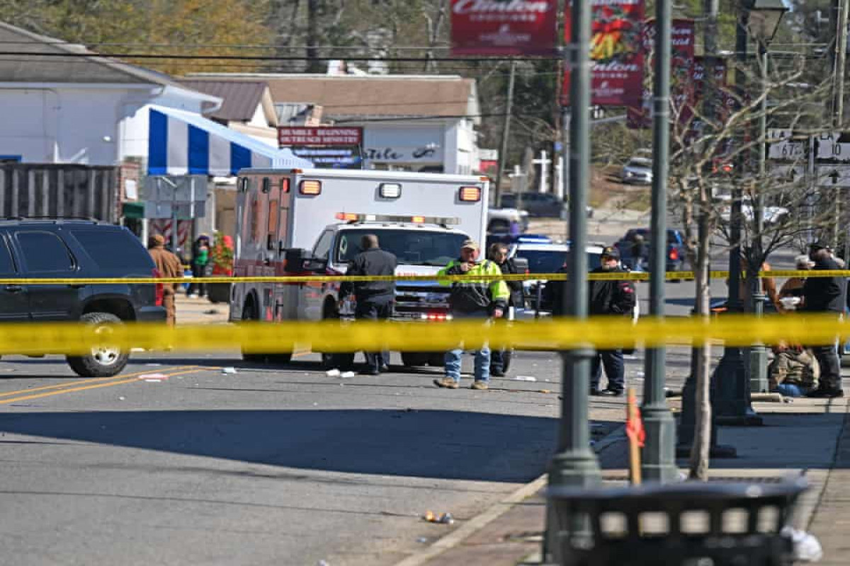 Shooting at Mardi Gras parade in Louisiana leaves six people injured
