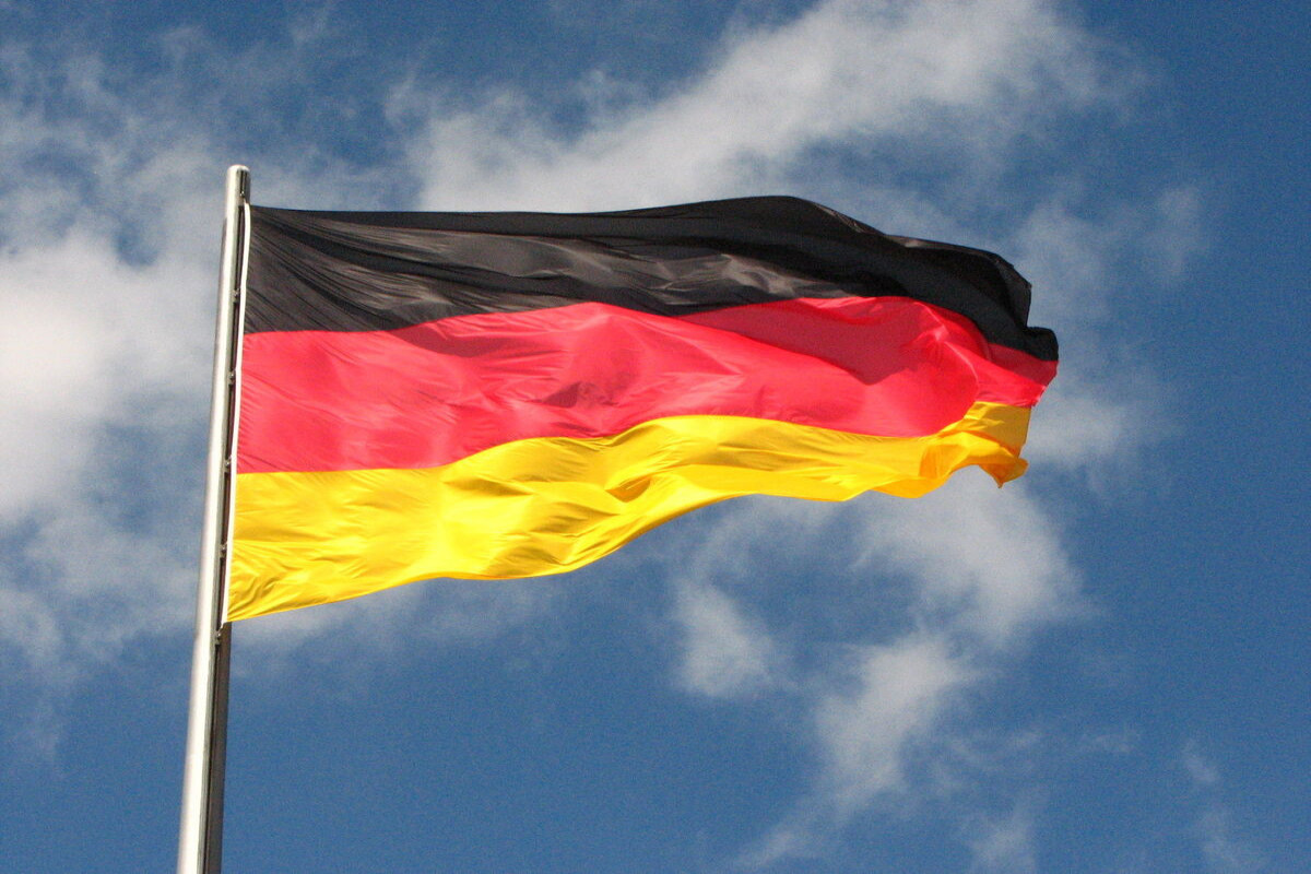 Germany arrests five for supplying Russian defence firms