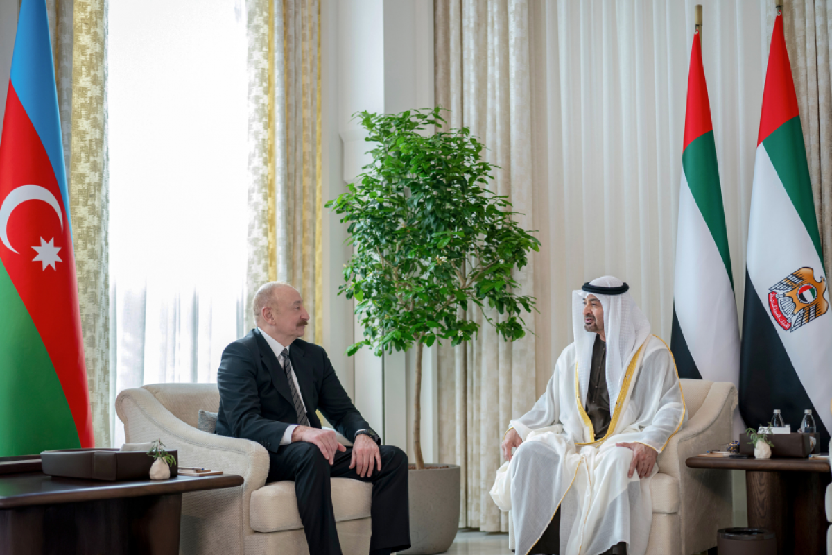President Ilham Aliyev met with President of the United Arab Emirates in Abu Dhabi