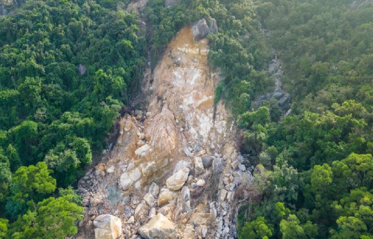 Death toll from Indonesia landslide rises to 74