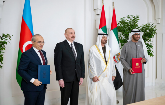 Azerbaijan, UAE sign documents in fields of energy and defense