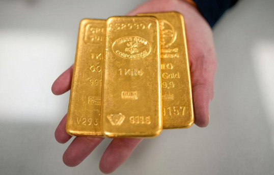 Gold and silver rebound after sharp selloff, up over 2% from one-month lows