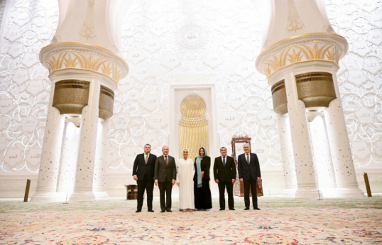 Leyla Aliyeva visits Sheikh Zayed Grand Mosque in Abu Dhabi -PHOTO 