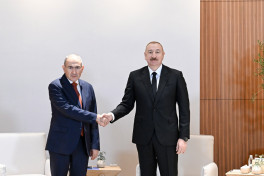 President of Azerbaijan Ilham Aliyev met with Prime Minister of Armenia in Abu Dhabi -VIDEO -PHOTO -UPDATED-1 