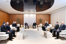 President of Azerbaijan Ilham Aliyev met with Prime Minister of Armenia in Abu Dhabi -VIDEO -PHOTO -UPDATED-1 