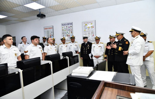 Azerbaijan Naval Forces Commander visits Pakistan