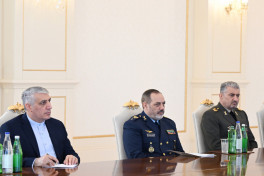 President Ilham Aliyev received Iranian delegation led by Minister of Defence and Armed Forces Logistics