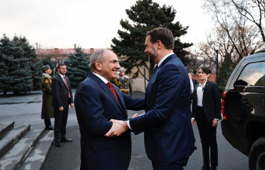 Armenian Prime Minister Nikol Pashinyan  and JD Vance, US Vice President