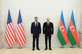 Official welcome ceremony held in Baku for Vice President of the United States