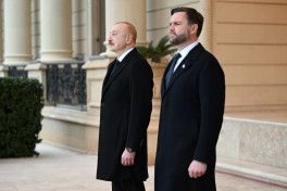 Official welcome ceremony held in Baku for Vice President of the United States