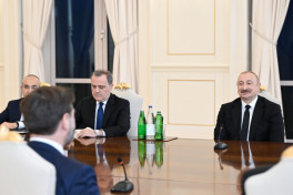 President of Azerbaijan Ilham Aliyev and U.S. Vice President held expanded meeting - UPDATED-1 