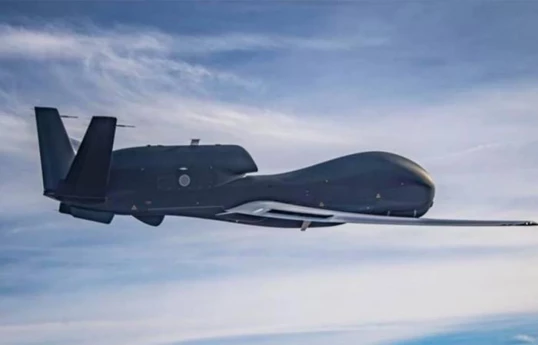 U.S. Navy surveillance aircraft and drone conduct flights near Iran’s border