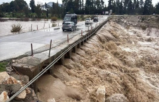 Schools closed for one day in parts of Antalya due to flood risk