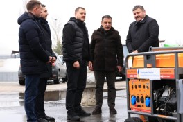 Generators sent from Azerbaijan to Ukraine delivered to Irpin city