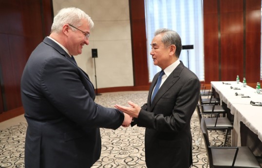 Ukrainian Foreign Minister Andrii Sybiha, Chinese Foreign Minister Wang Yi
