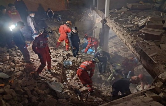 Explosion in residential building in Iran, several dead and injured