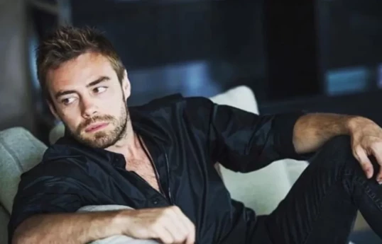 Turkish singer Murat Dalkılıç