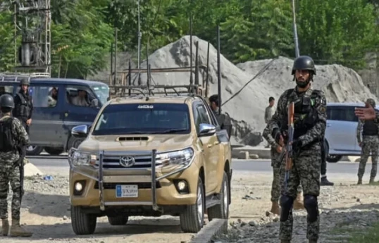 Militants kill 11 Pakistani security personnel, one child near Afghan border, army says