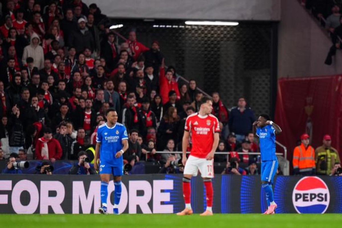 Champions League match between Benfica and Real Madrid was stopped for 10 minutes due to racist incidents