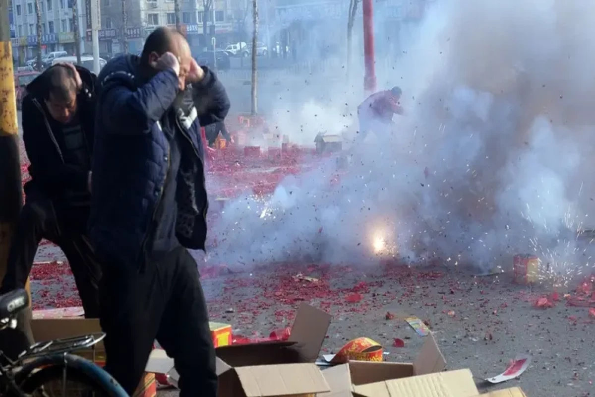 Twelve killed in China as firecracker store explosion triggers fire