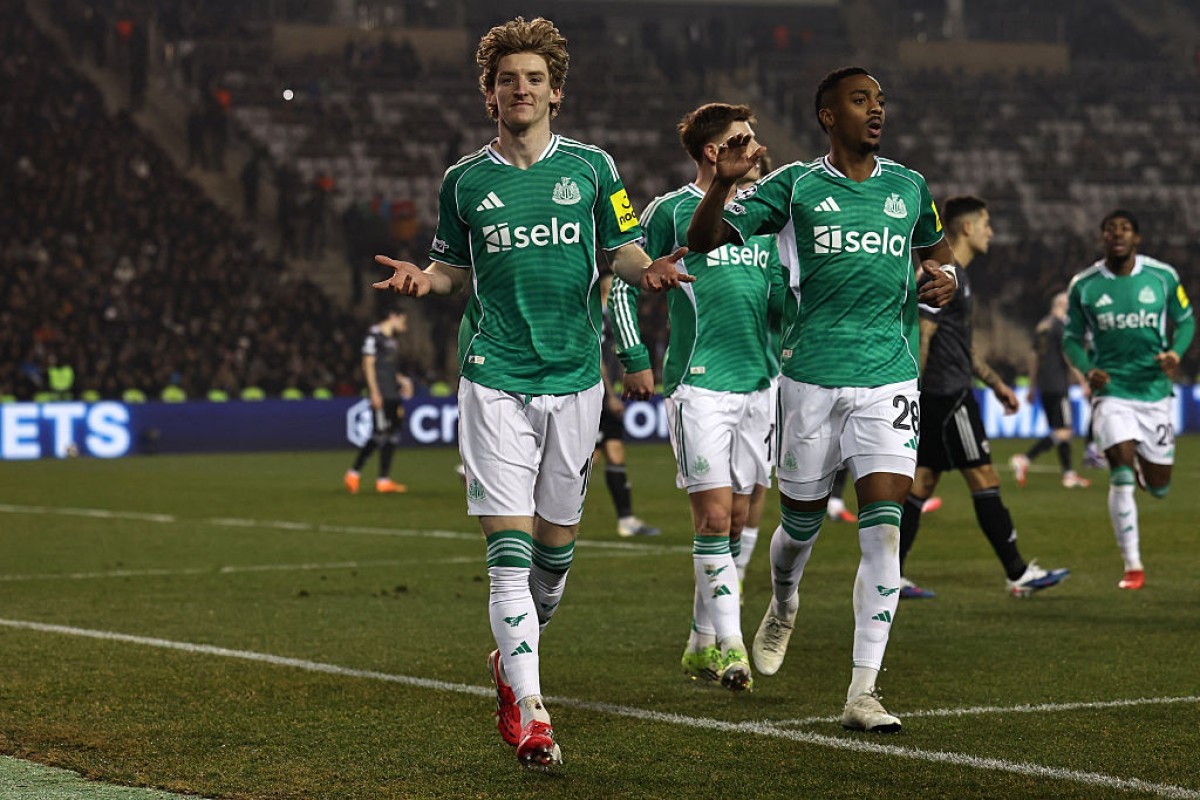 Newcastle racked up 5 goals in the first half against Qarabag