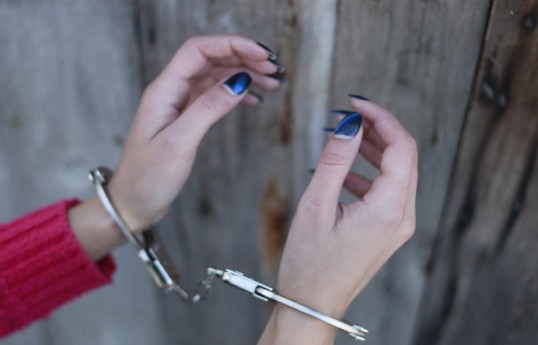 Azerbaijani woman detained at Vnukovo over $18.5 mln ruble diamond rings