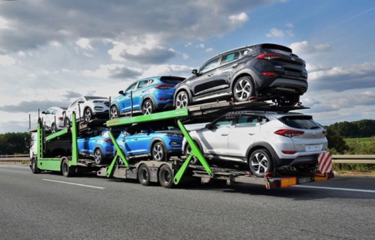 Azerbaijan imported more than 500 cars from Georgia last month