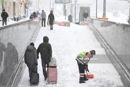 Snowstorm “Valli” paralyzes Moscow region, causes major traffic jams and flight disruptions