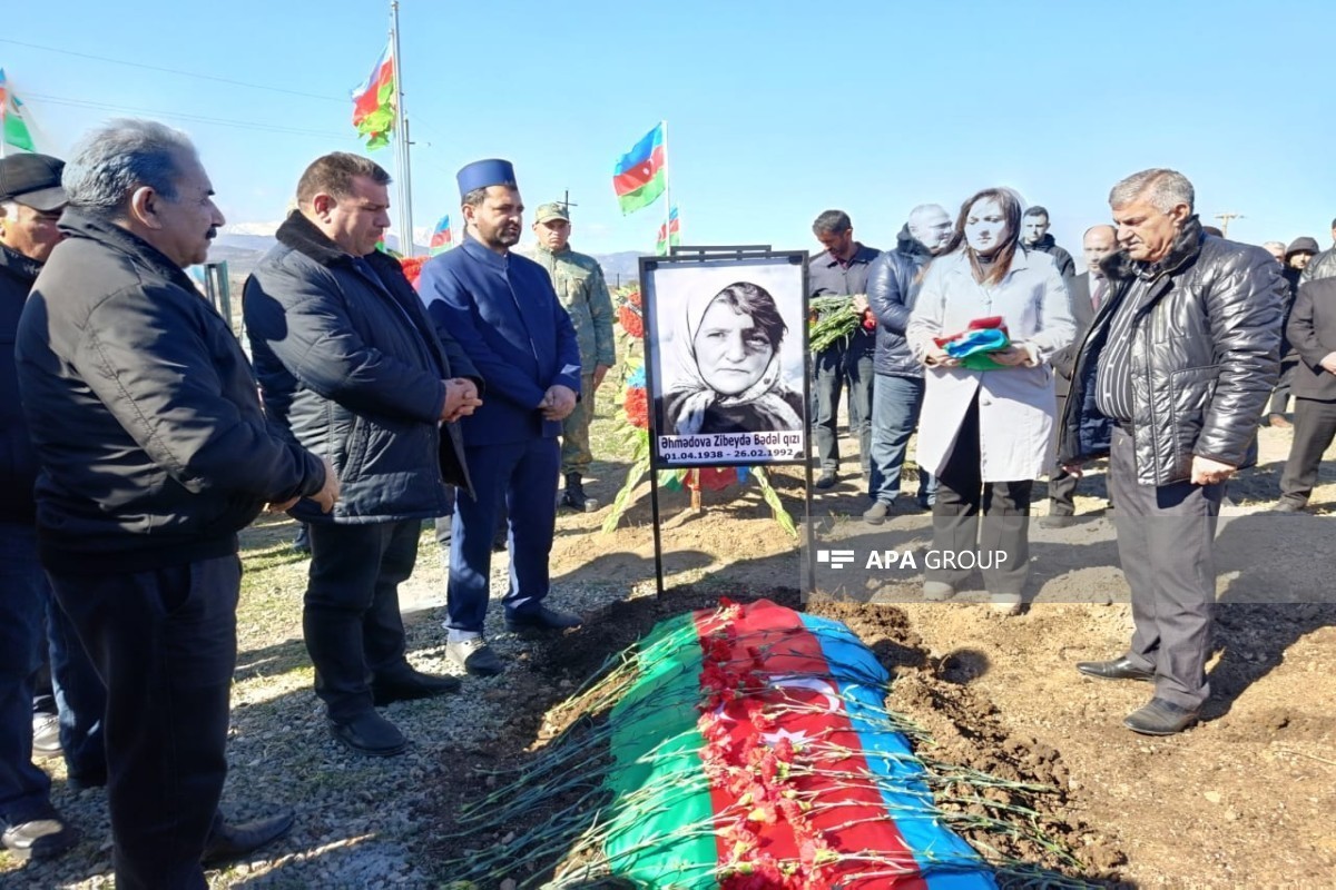 Remains of female Khojaly genocide victim laid to rest in Khojaly - PHOTO 