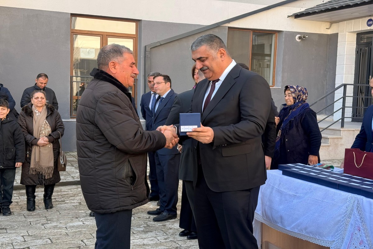 First group of residents relocated to city and village of Khojavend receive house keys - UPDATED -PHOTO 
