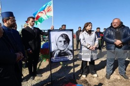 Remains of female Khojaly genocide victim laid to rest in Khojaly - PHOTO 