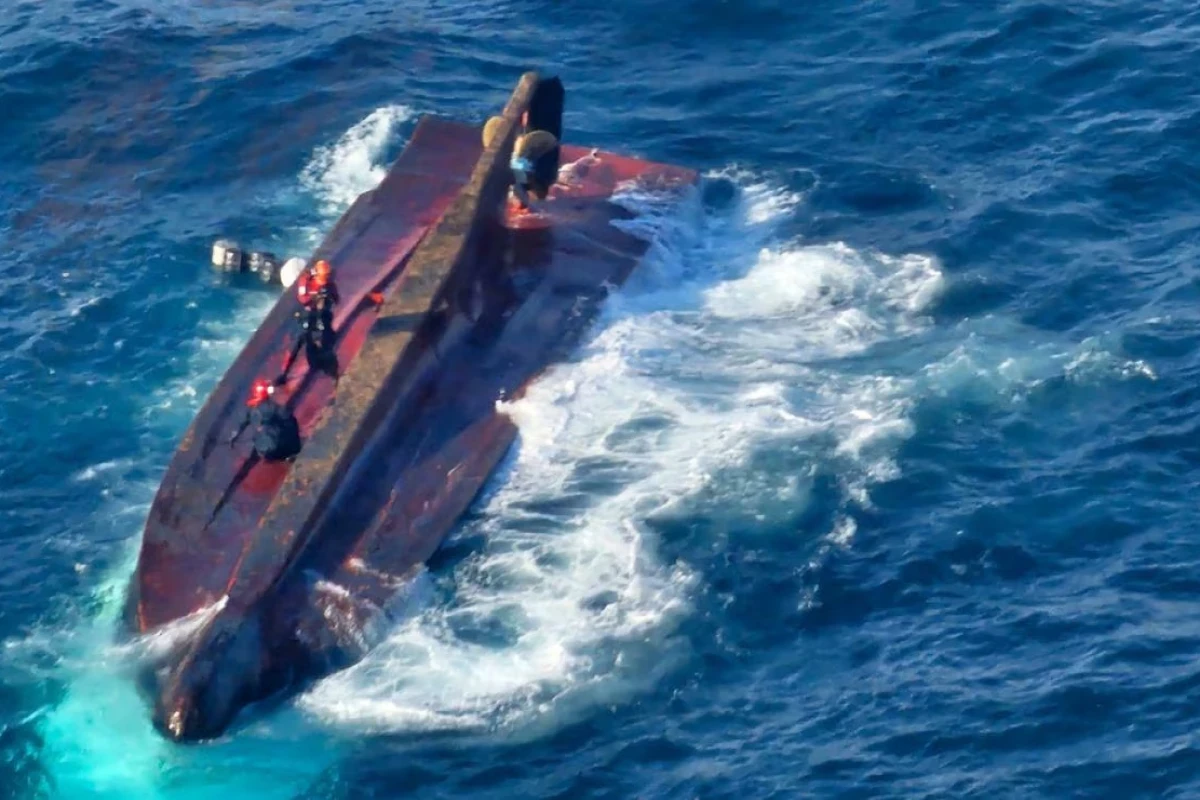 At least five dead after migrant vessel sinks off Crete coast