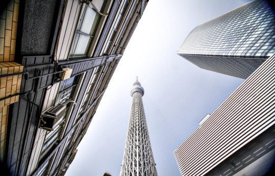 20 trapped in Tokyo Skytree elevator for 5 hours