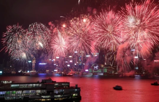 China’s Spring Festival travel hits 353 million in one day