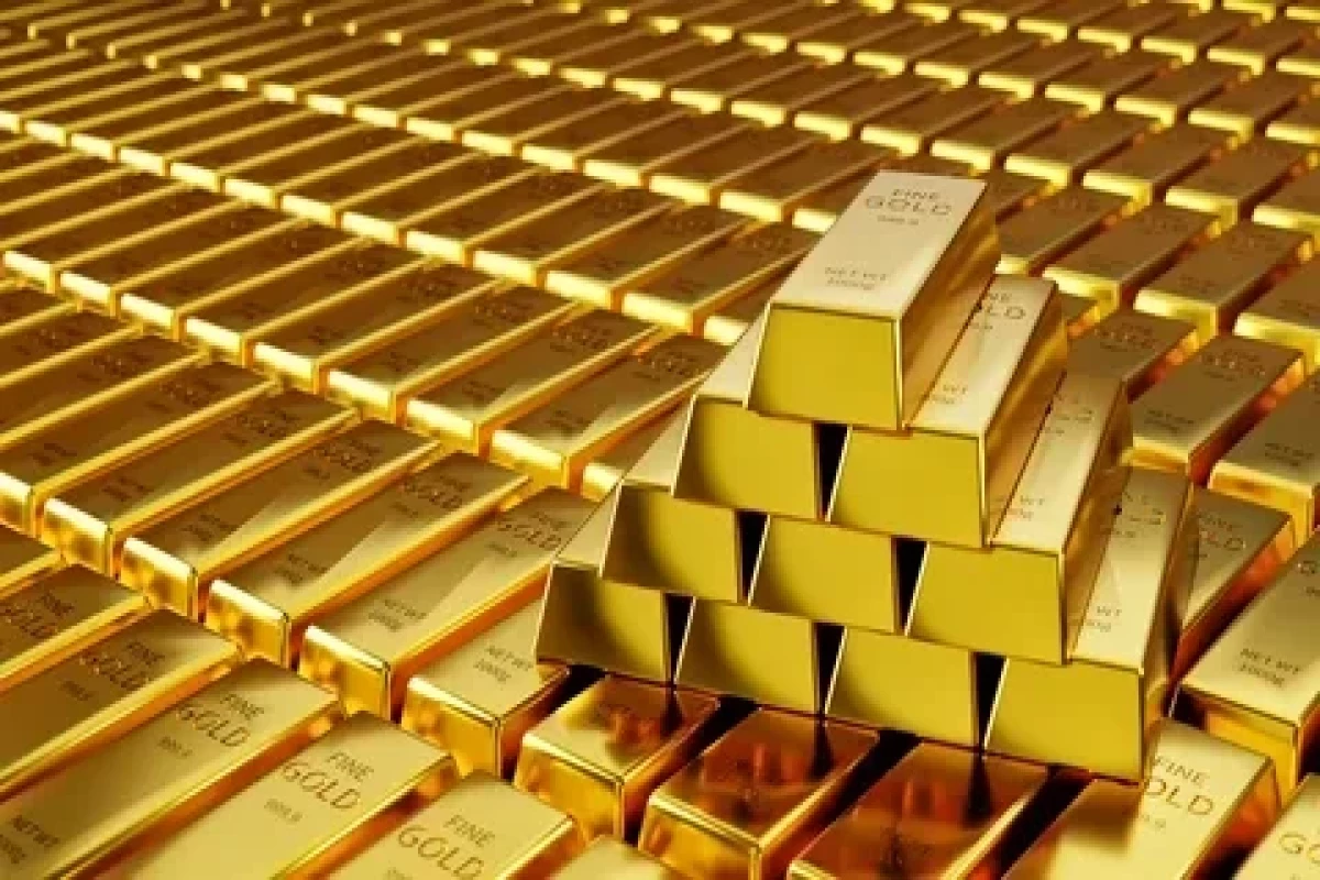 Gold price surpasses $5,200