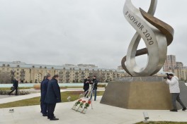 Members of Turkish and Georgian parliaments visit Alley of Honor and Victory Park