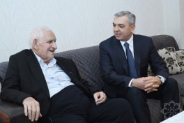 People's Poet Nariman Hasanzade presented with “Heydar Aliyev” Order