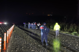 A Turkish Air Force F-16 crashes near a major highway, pilot martyred-PHOTO 