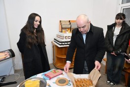 Leyla Aliyeva visits beekeeper’s family in Guba - PHOTO 