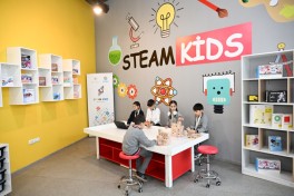Leyla Aliyeva and Alena Aliyeva visit boarding school and STEAM Center in Guba -PHOTO 