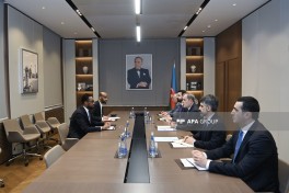 Somali ambassador presents copy of credentials to Azerbaijan’s FM