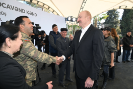 President Ilham Aliyev inspected reconstruction progress in Khojavend town, met with town and village residents-UPDATED 
