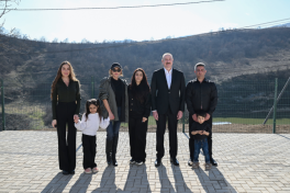 President Ilham Aliyev inspected reconstruction progress in Khanabad village of Khojaly district-UPDATED 