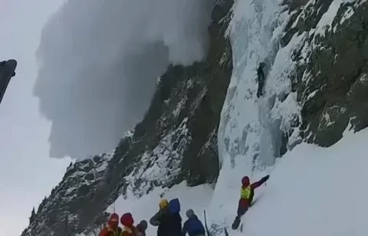 Two Polish skiers killed in Tatra Mountains avalanche